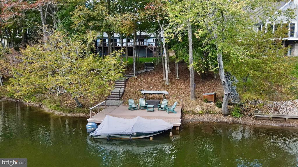 17 VINE RIDGE DRIVE