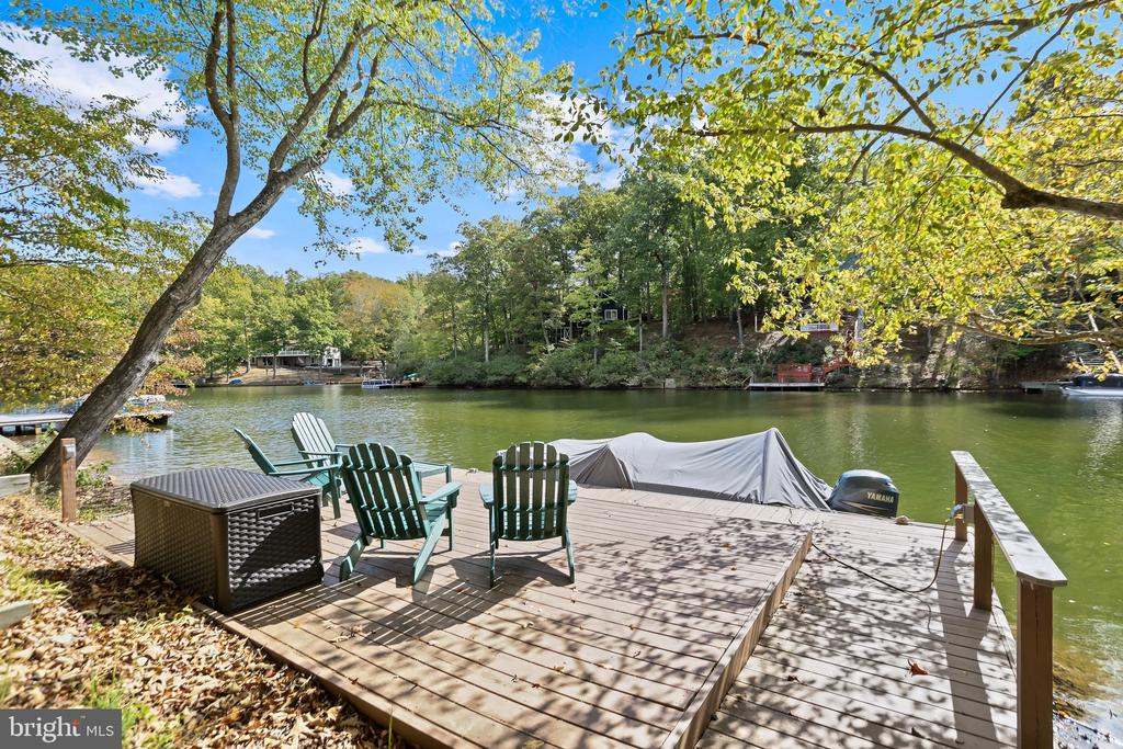 17 VINE RIDGE DRIVE
