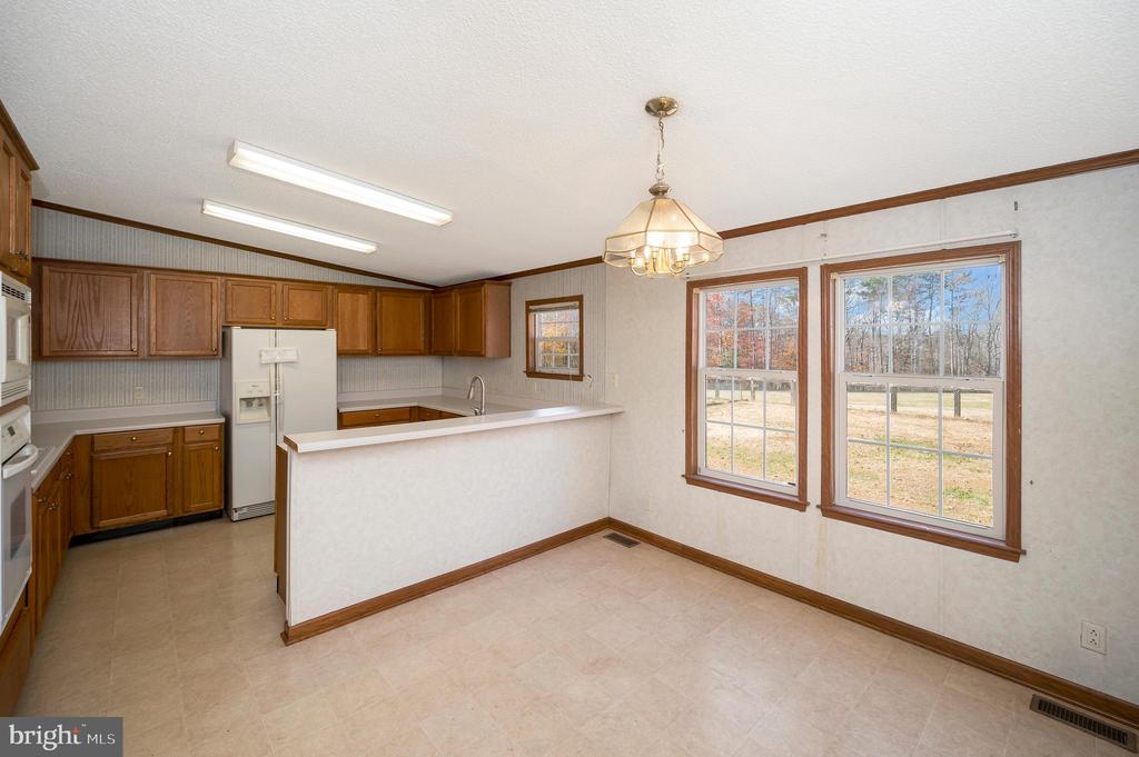 4645 THOMAS JEFFERSON PARKWAY