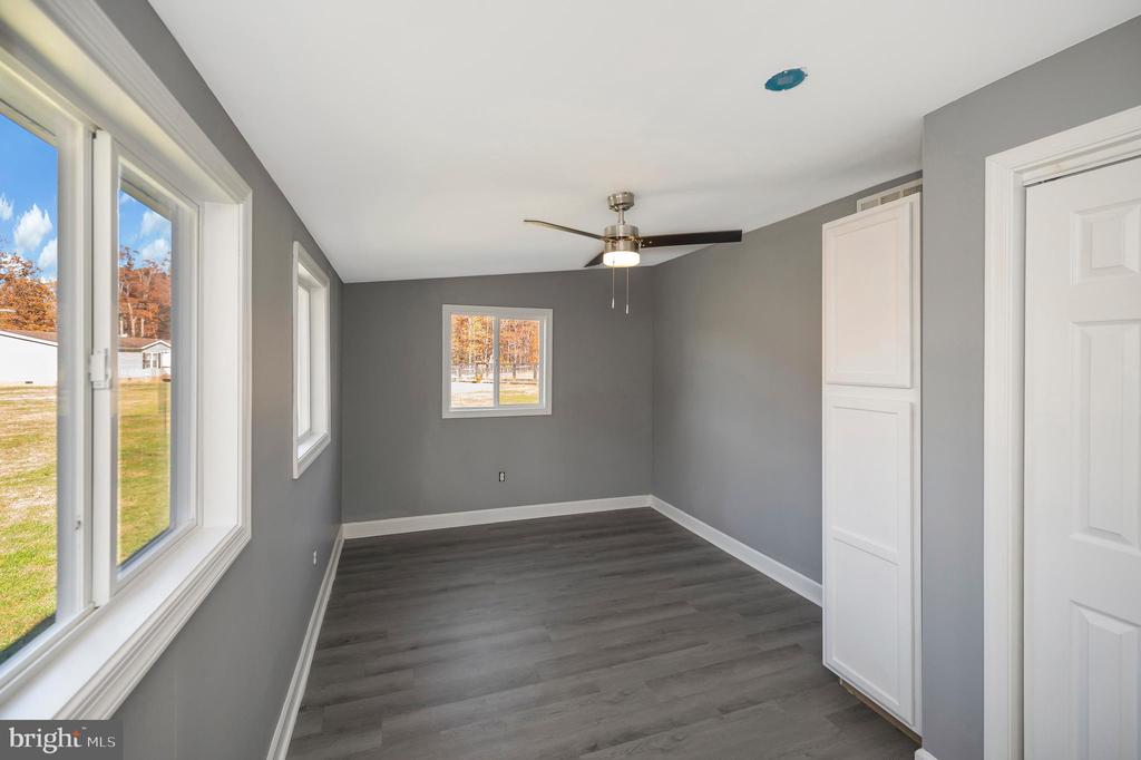4643 THOMAS JEFFERSON PARKWAY