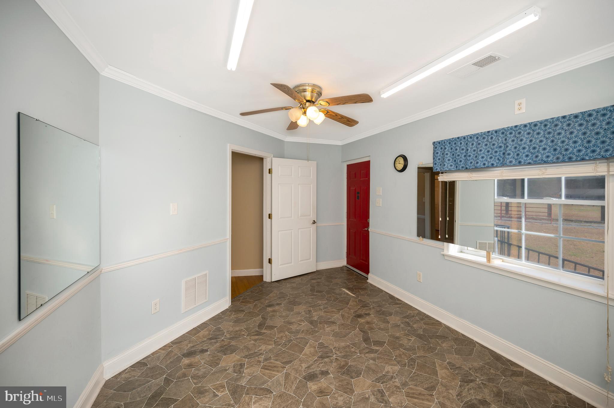 4643 THOMAS JEFFERSON PARKWAY