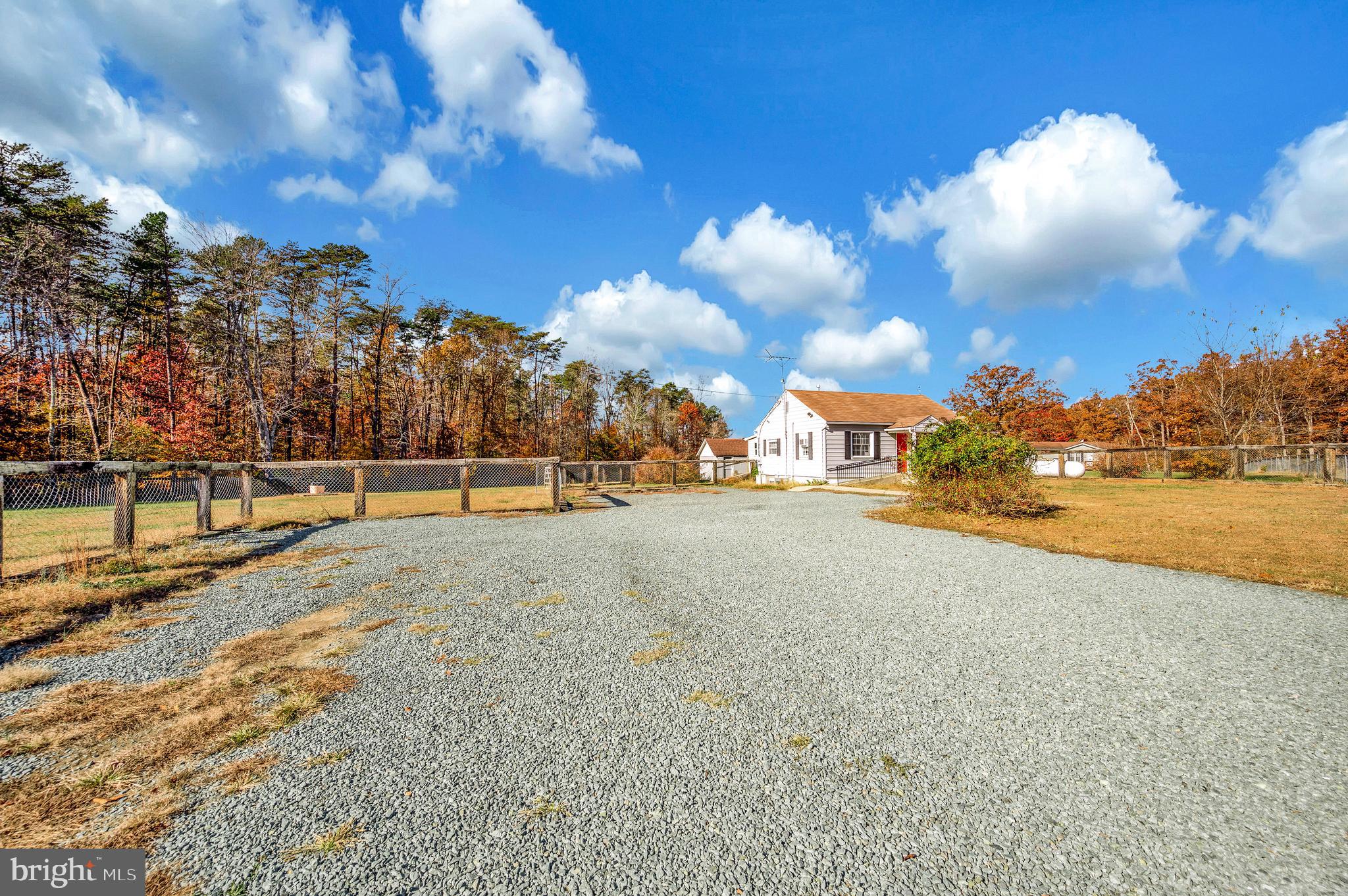 4643 THOMAS JEFFERSON PARKWAY