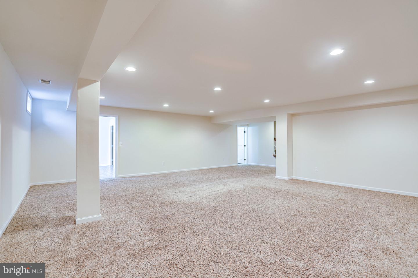 6771 Lake Anne COURT