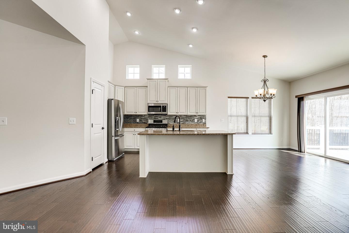 6771 Lake Anne COURT