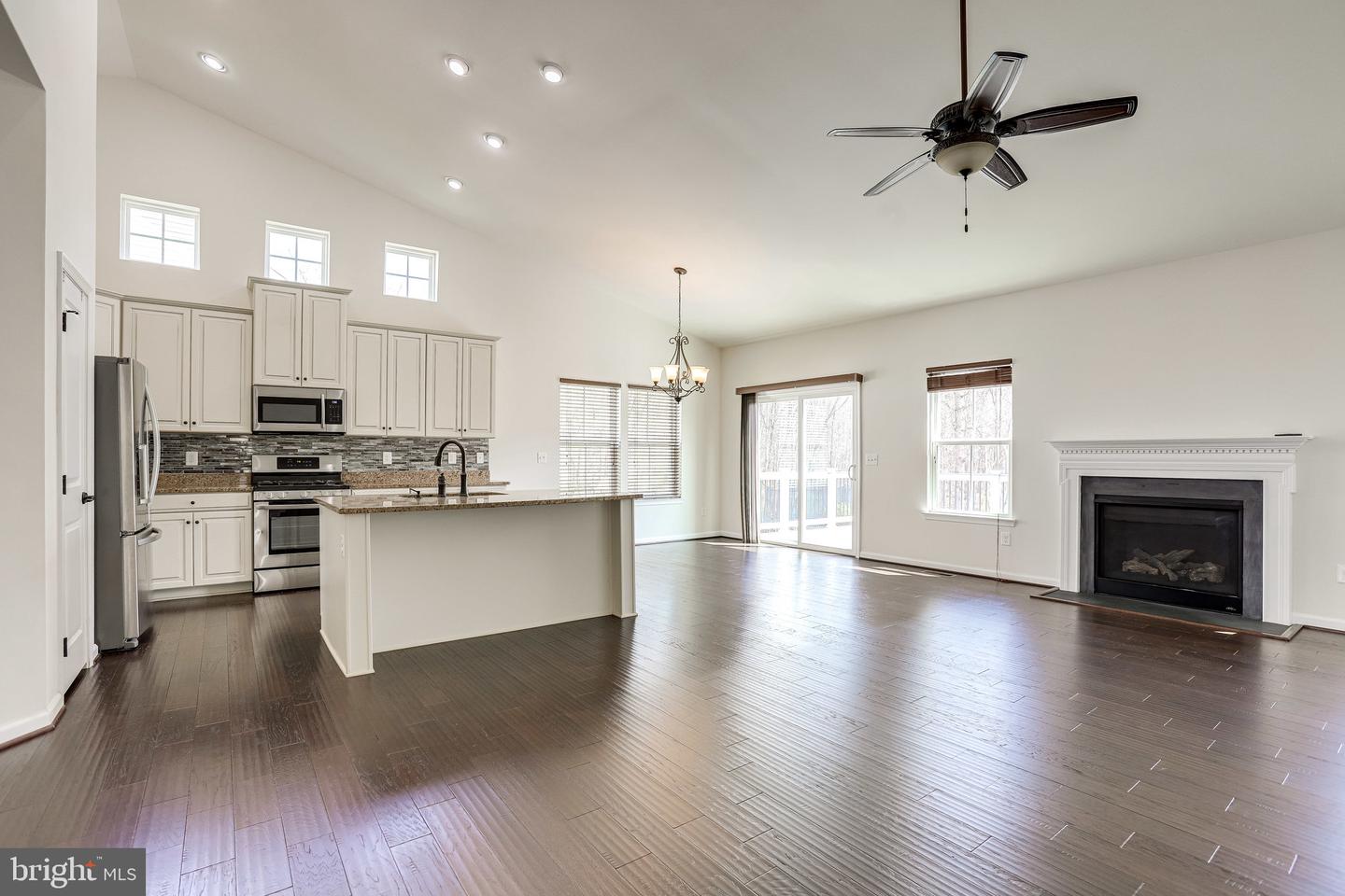 6771 Lake Anne COURT