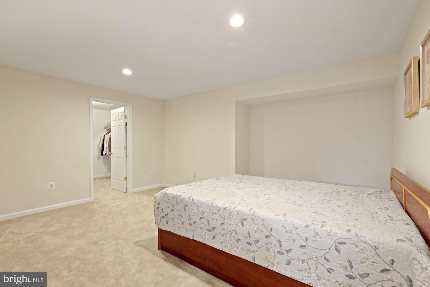 10798 Reynard Fox LANE