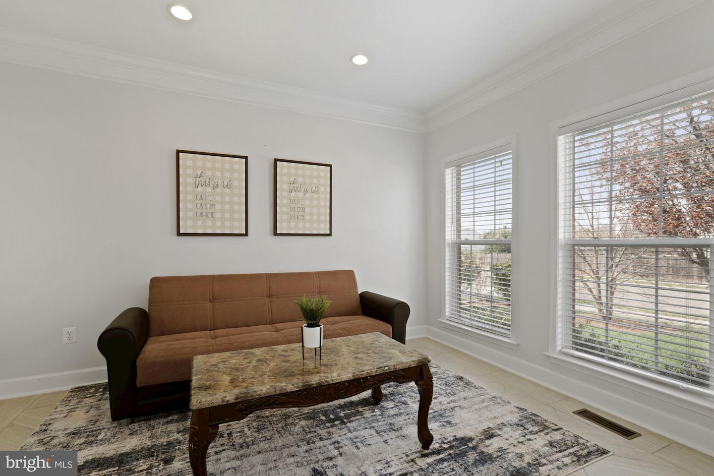10798 Reynard Fox LANE