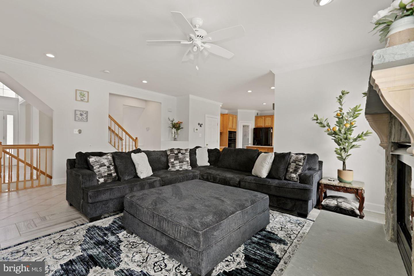 10798 Reynard Fox LANE