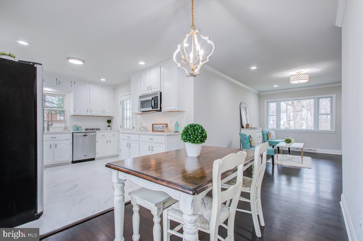 5007 DOGWOOD DRIVE