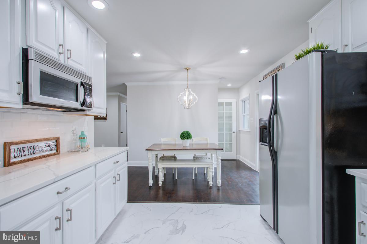 5007 DOGWOOD DRIVE