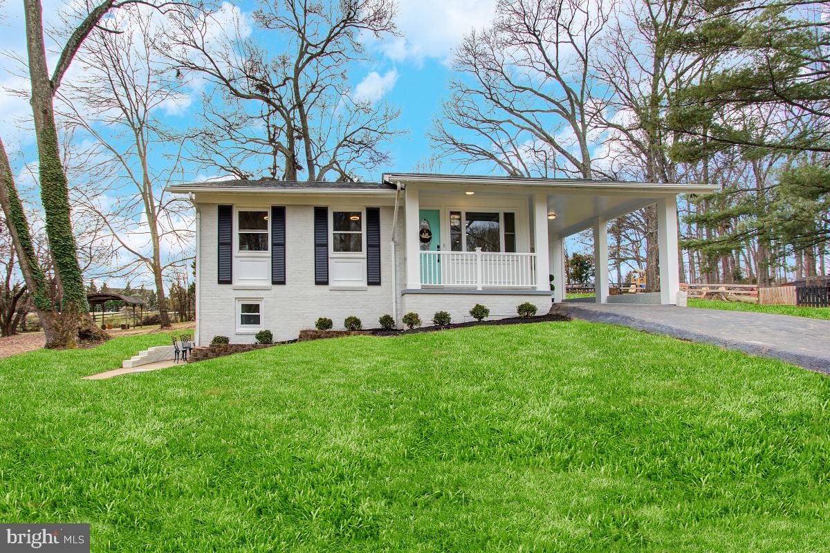 5007 DOGWOOD DRIVE