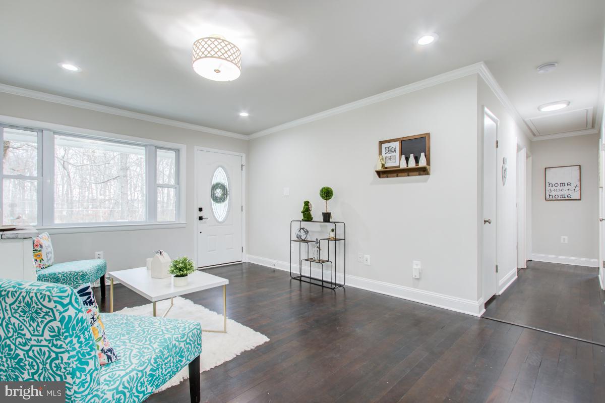 5007 DOGWOOD DRIVE