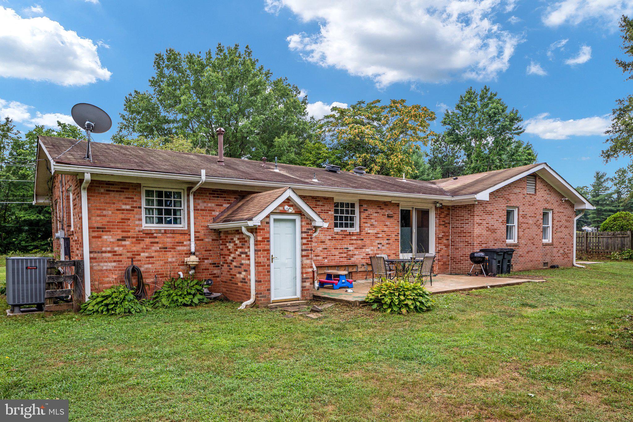4326 Dumfries ROAD