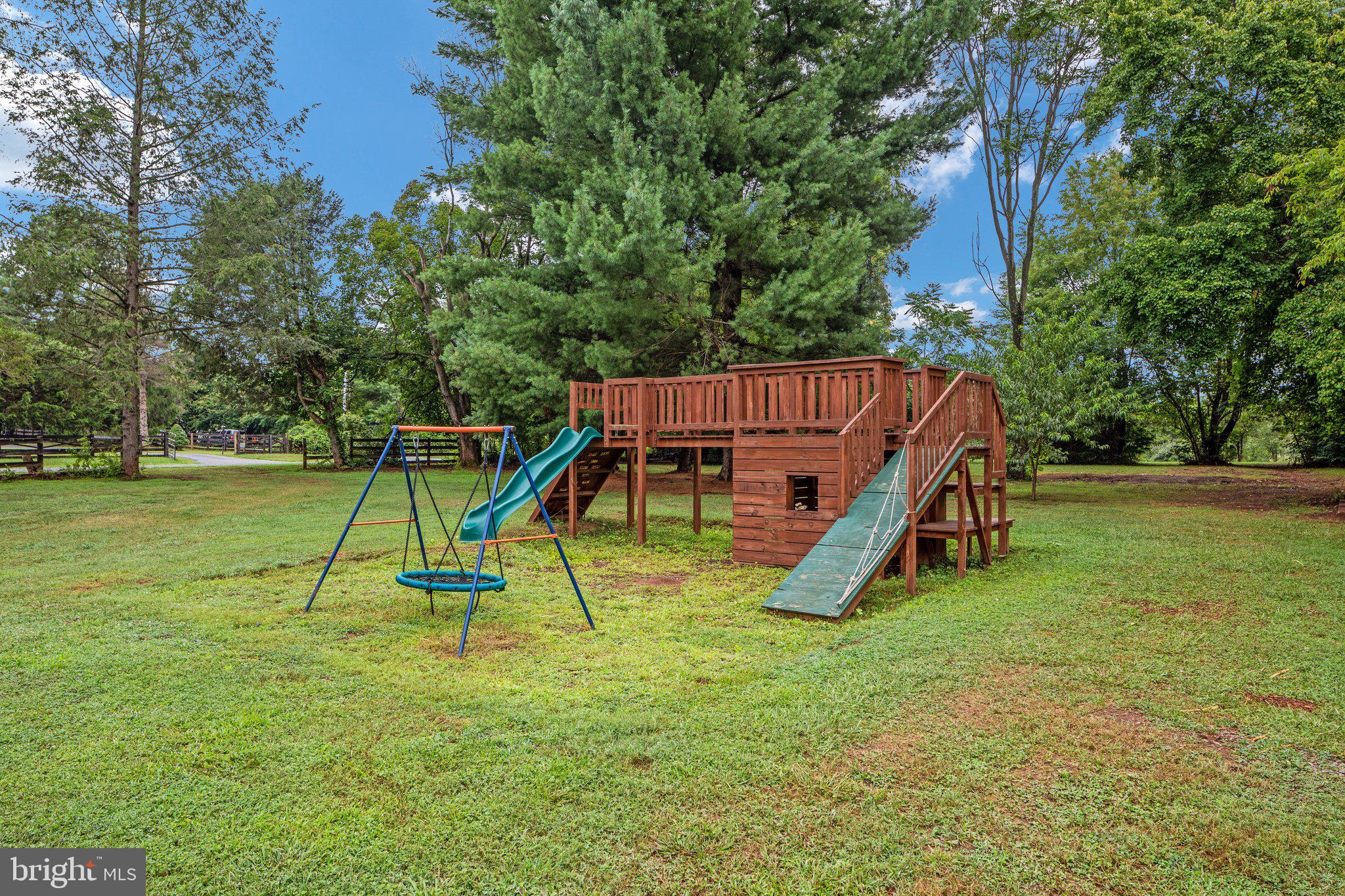 4326 Dumfries ROAD