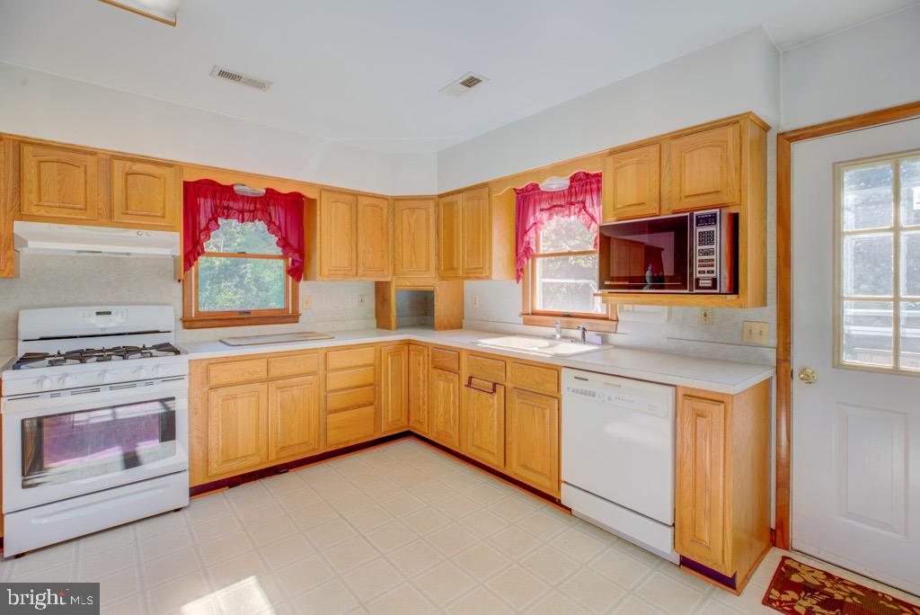 11513 Marsh ROAD