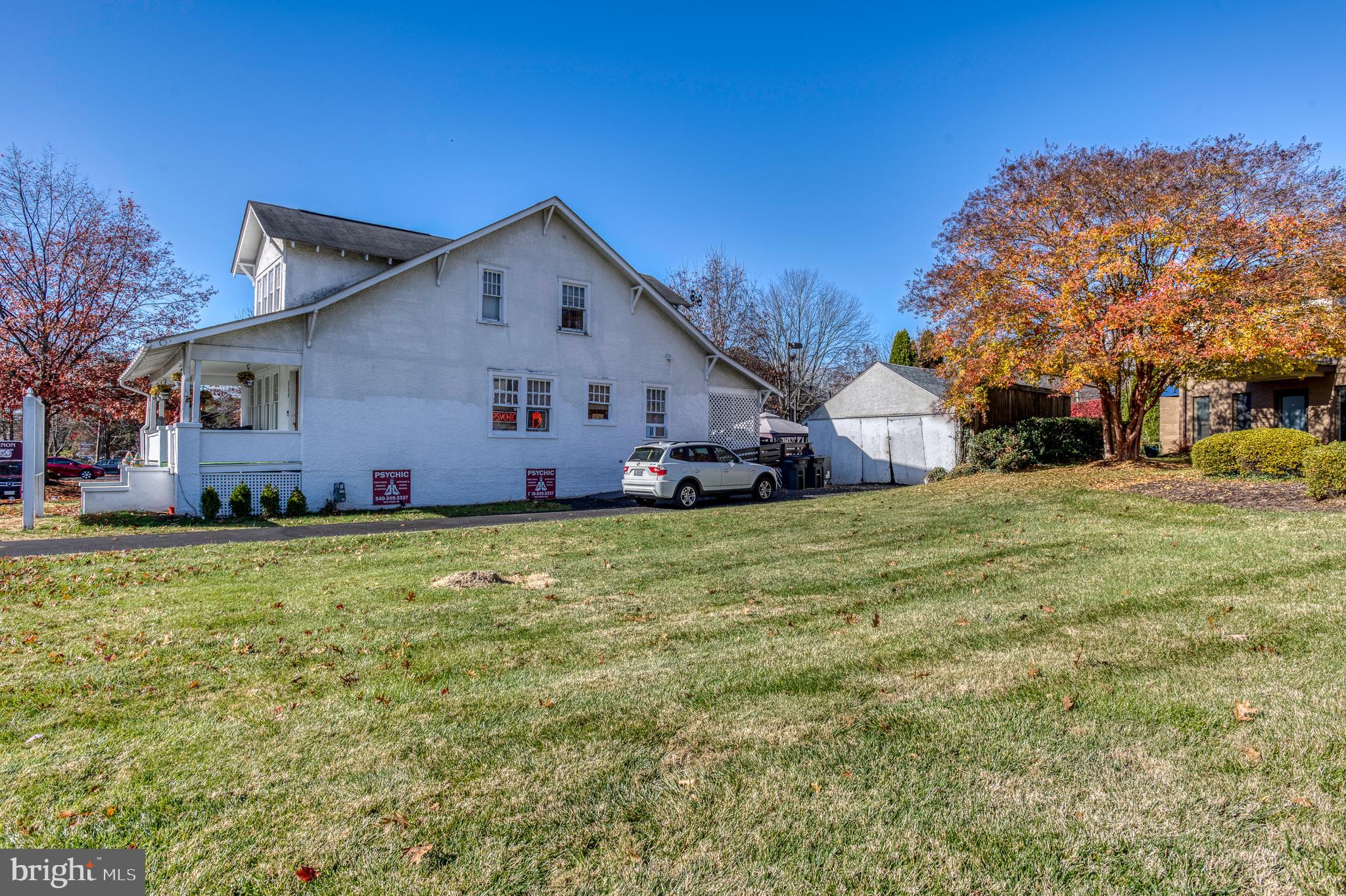 551 FROST AVENUE
