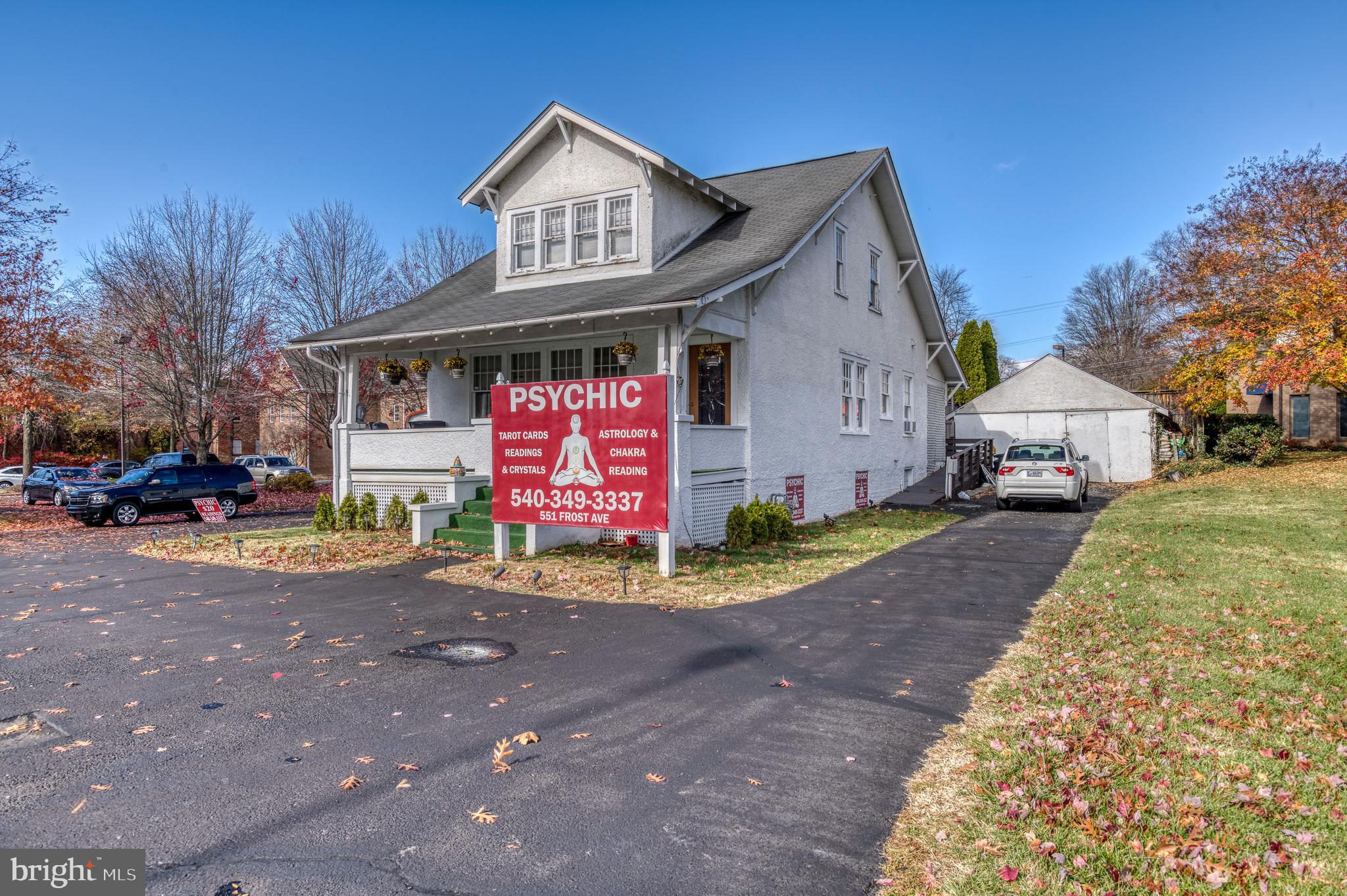 551 FROST AVENUE