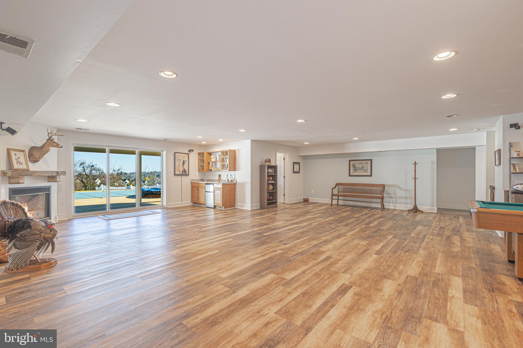 7523 Foxview DRIVE