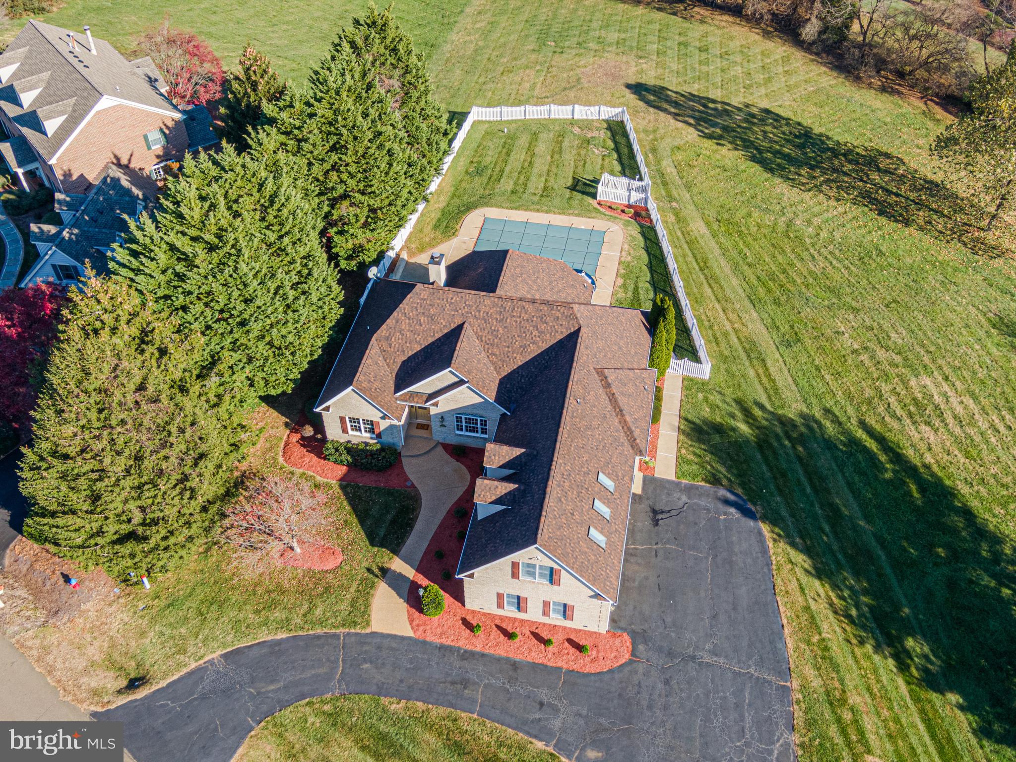 7523 Foxview DRIVE