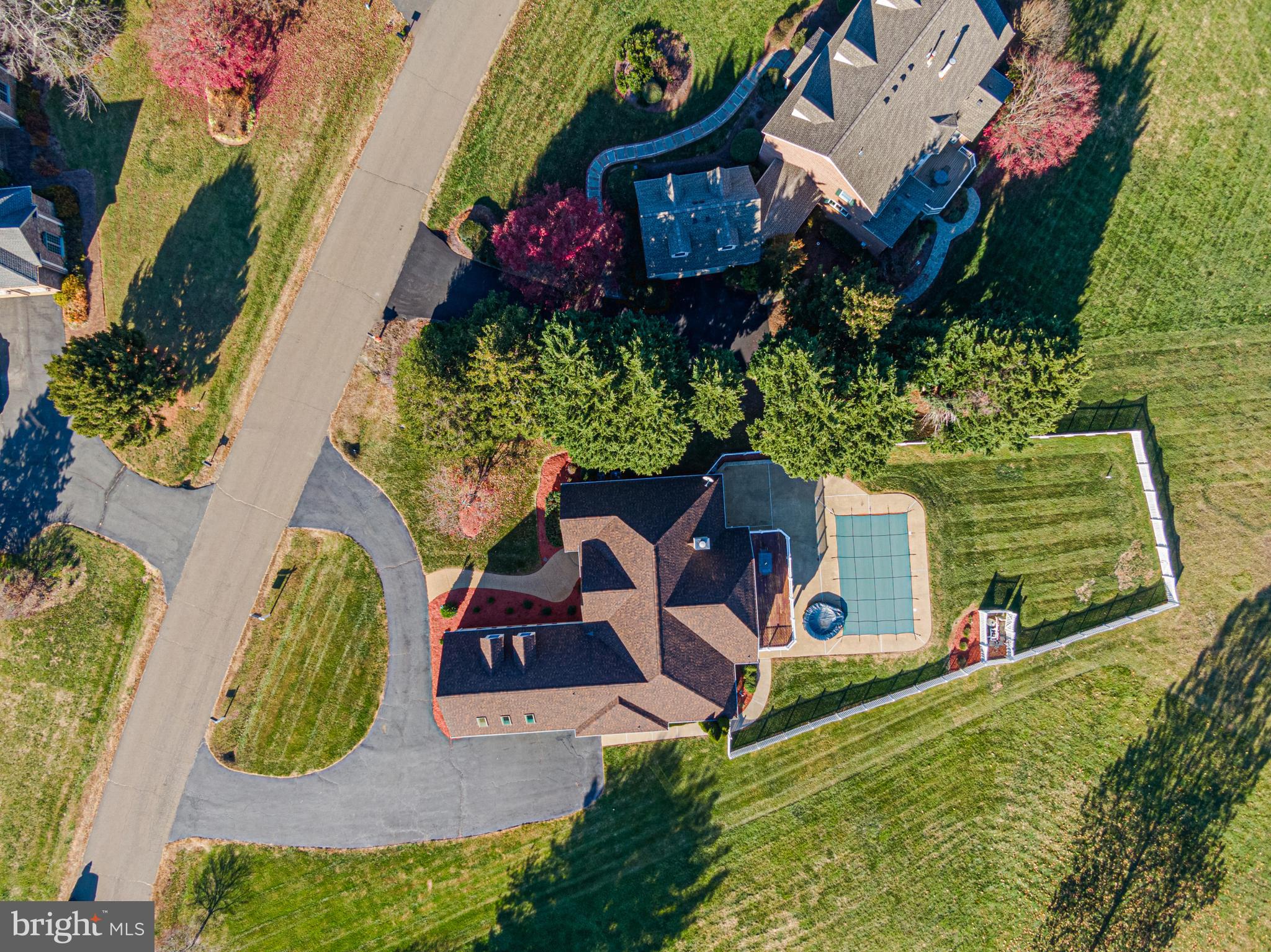 7523 Foxview DRIVE