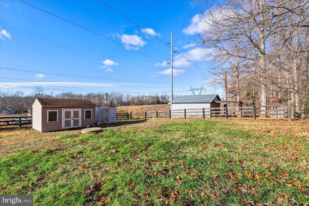 2250 Cromwell ROAD