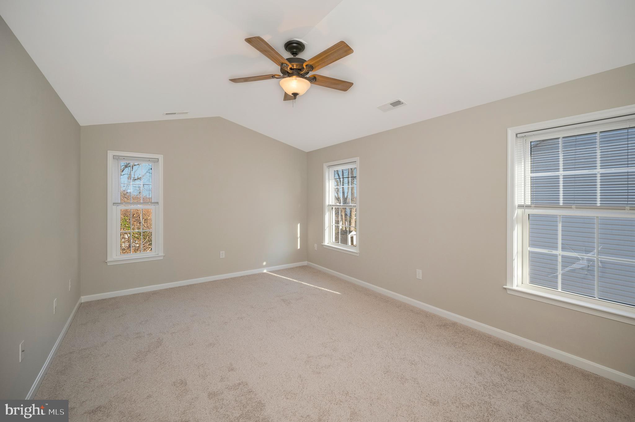 167 Sterling Ct