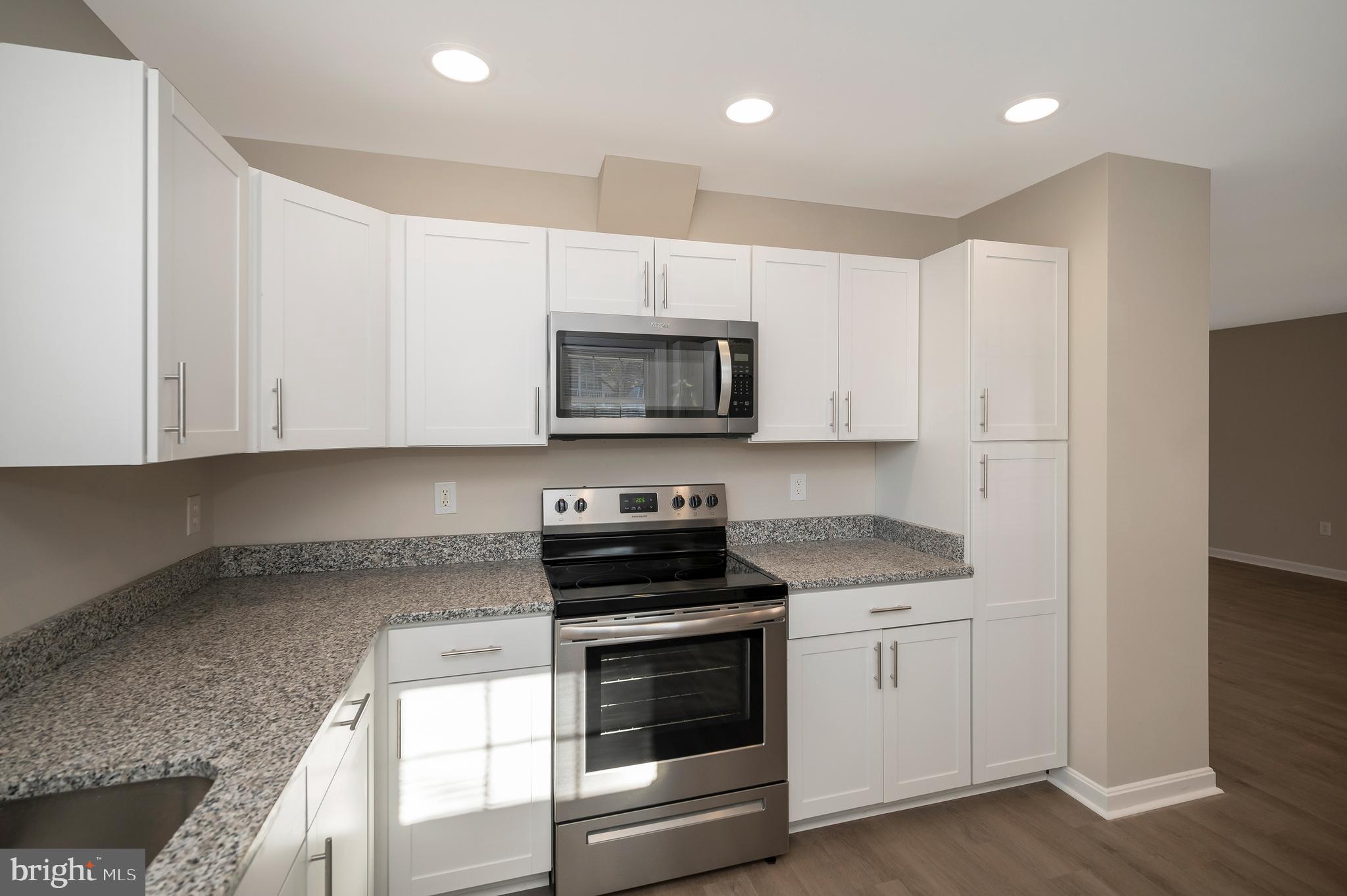 167 Sterling Ct