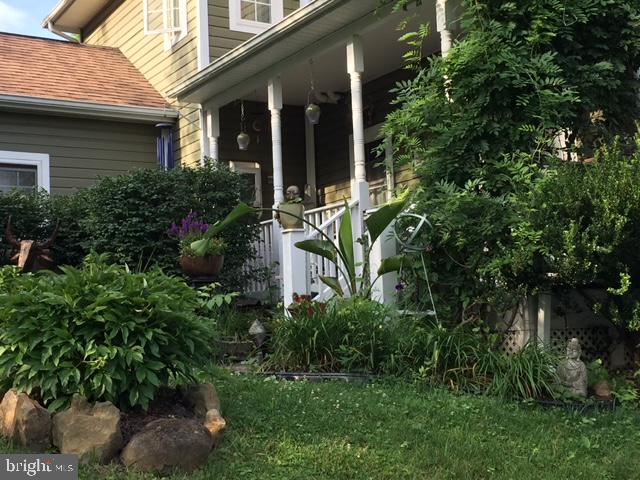 76 Liberty St