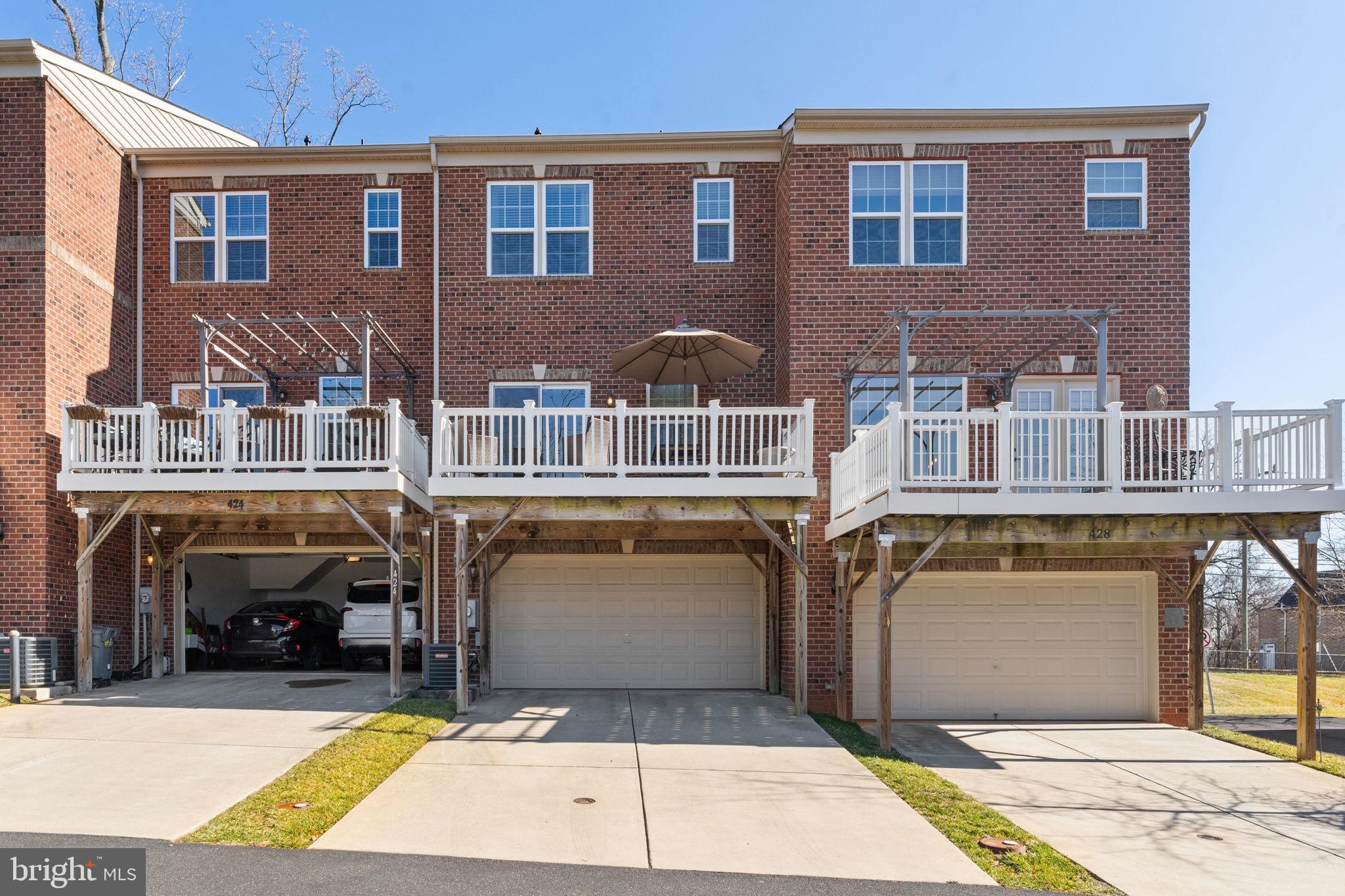 426 FALMOUTH STREET