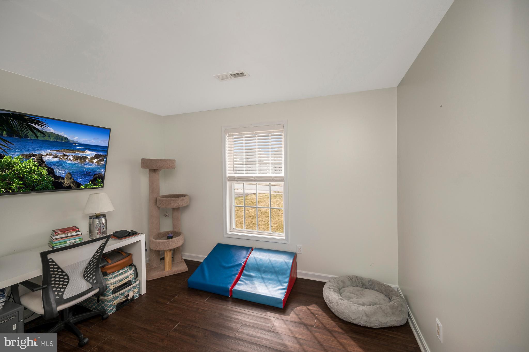 7003 Justin Ct E