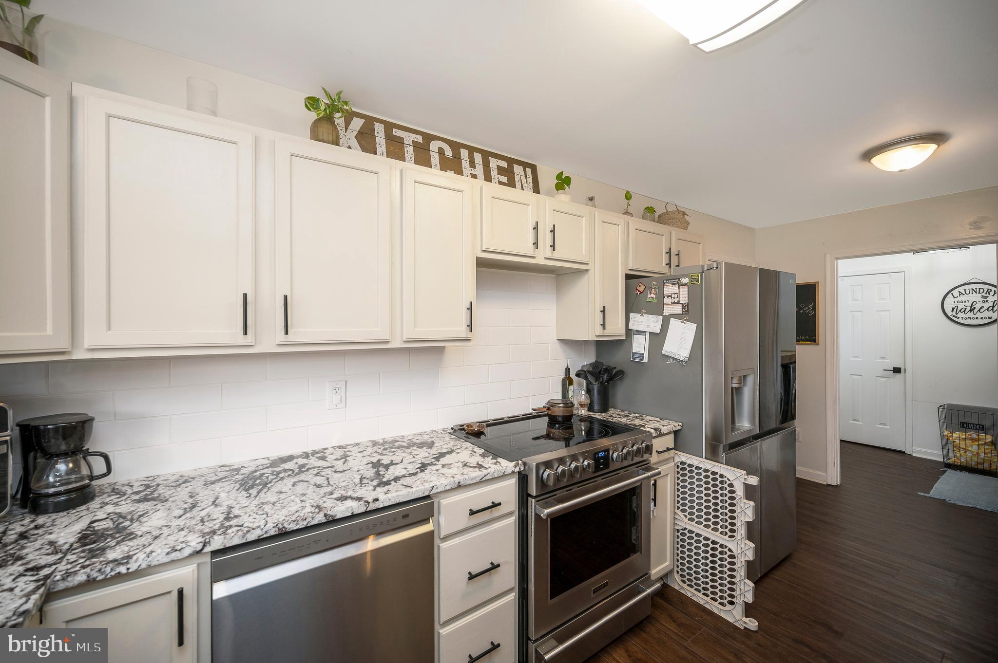 7003 Justin Ct E
