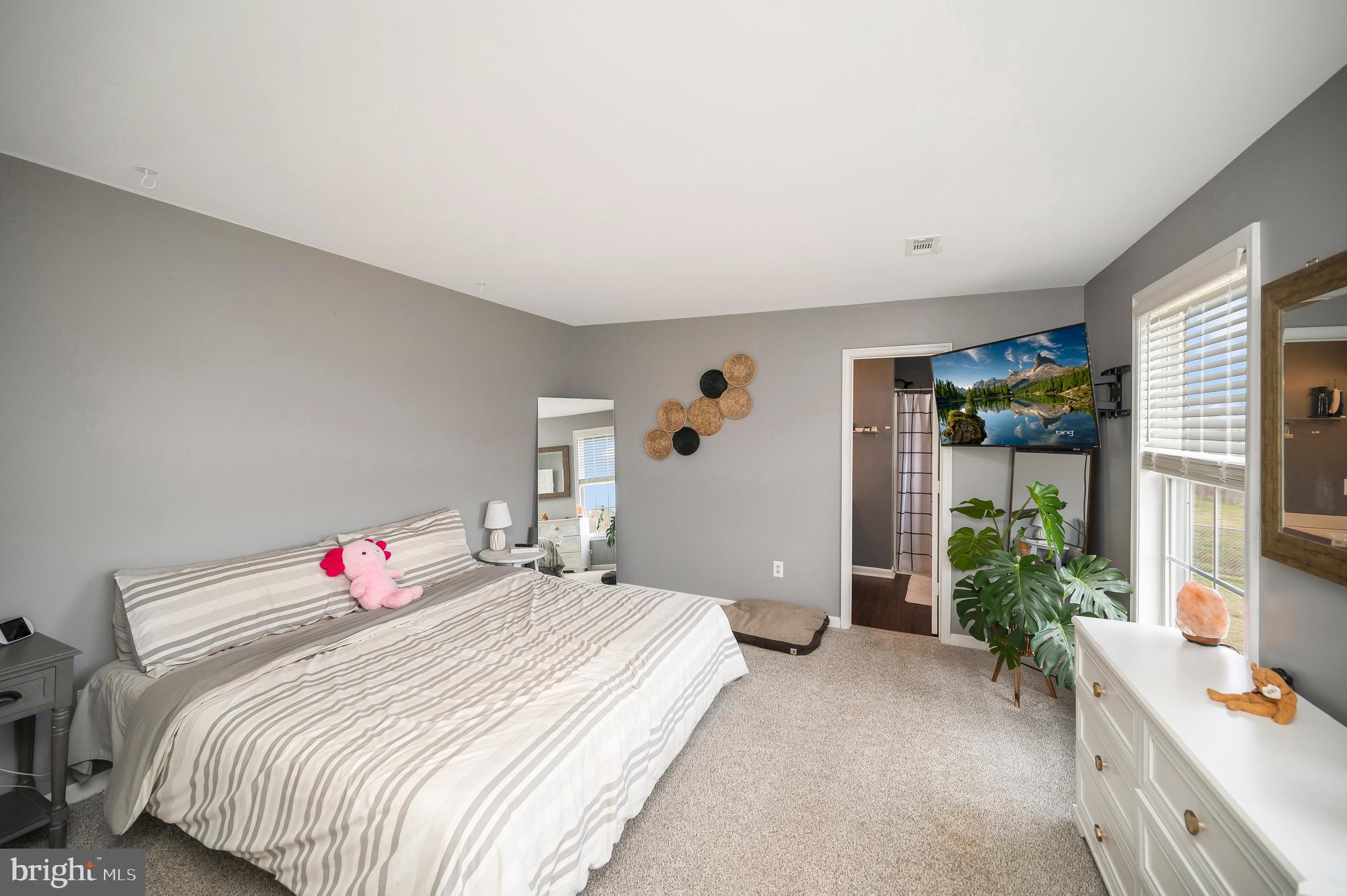 7003 Justin Ct E