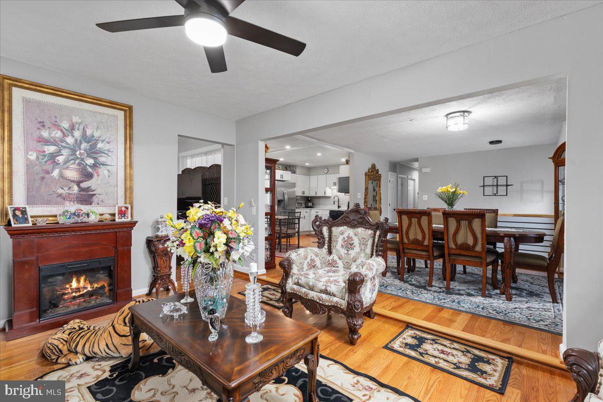 7196 Surry Court