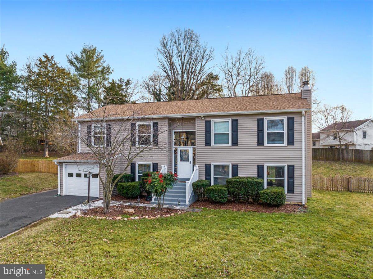7196 Surry Court