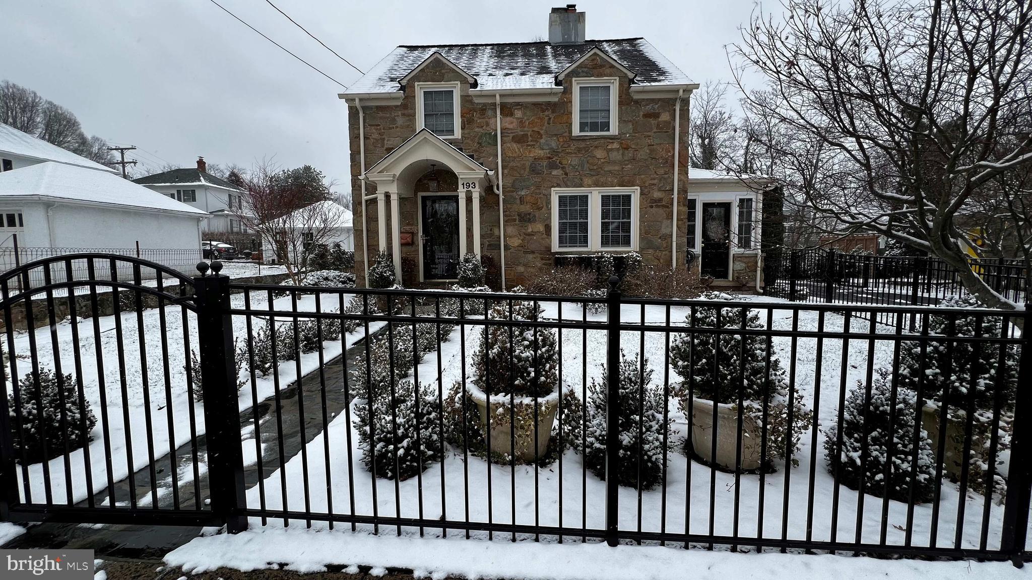 193 Green St