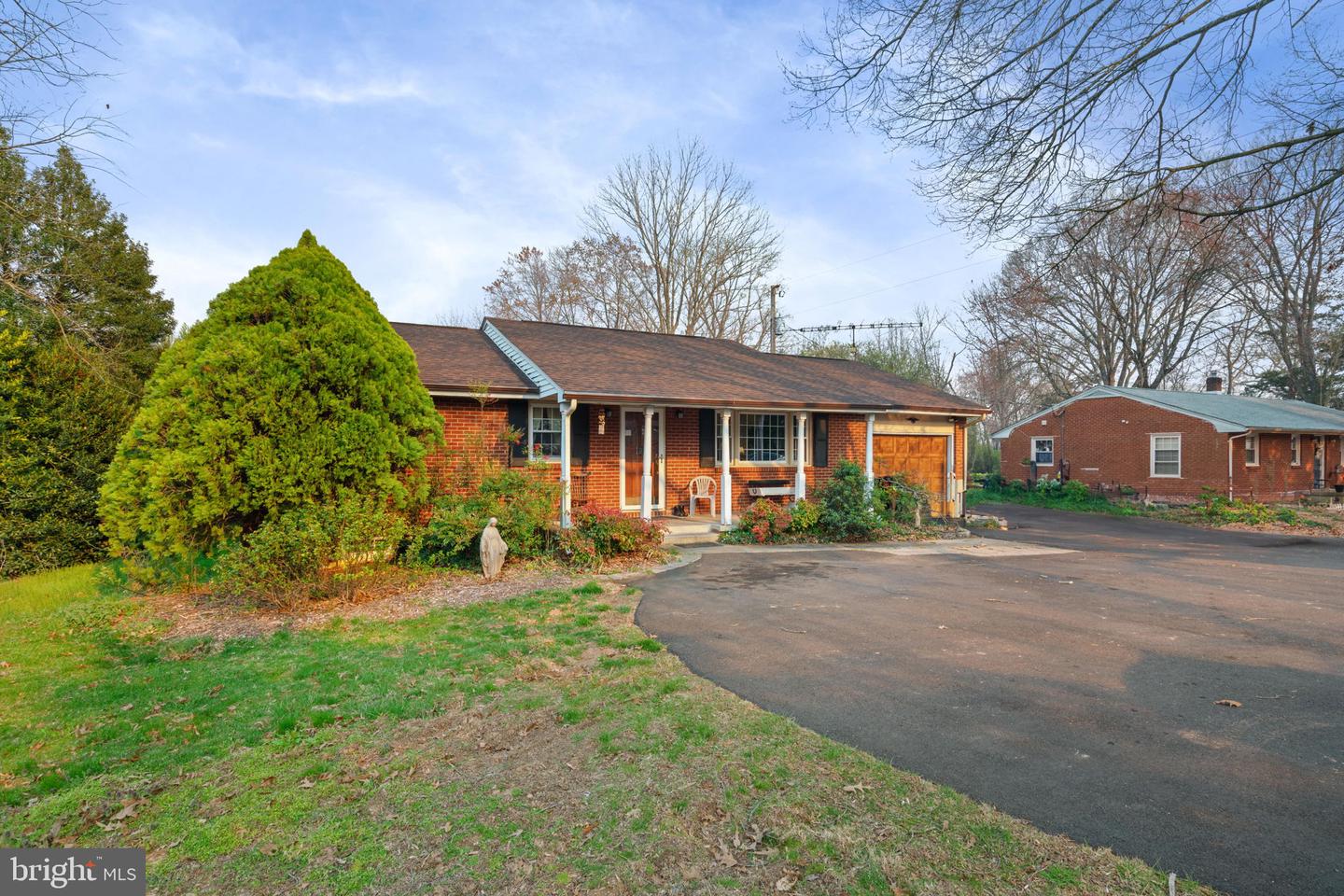 10741 James Madison Hwy