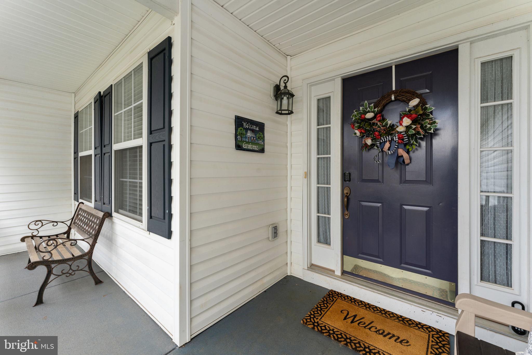 375 HORSESHOE LANE