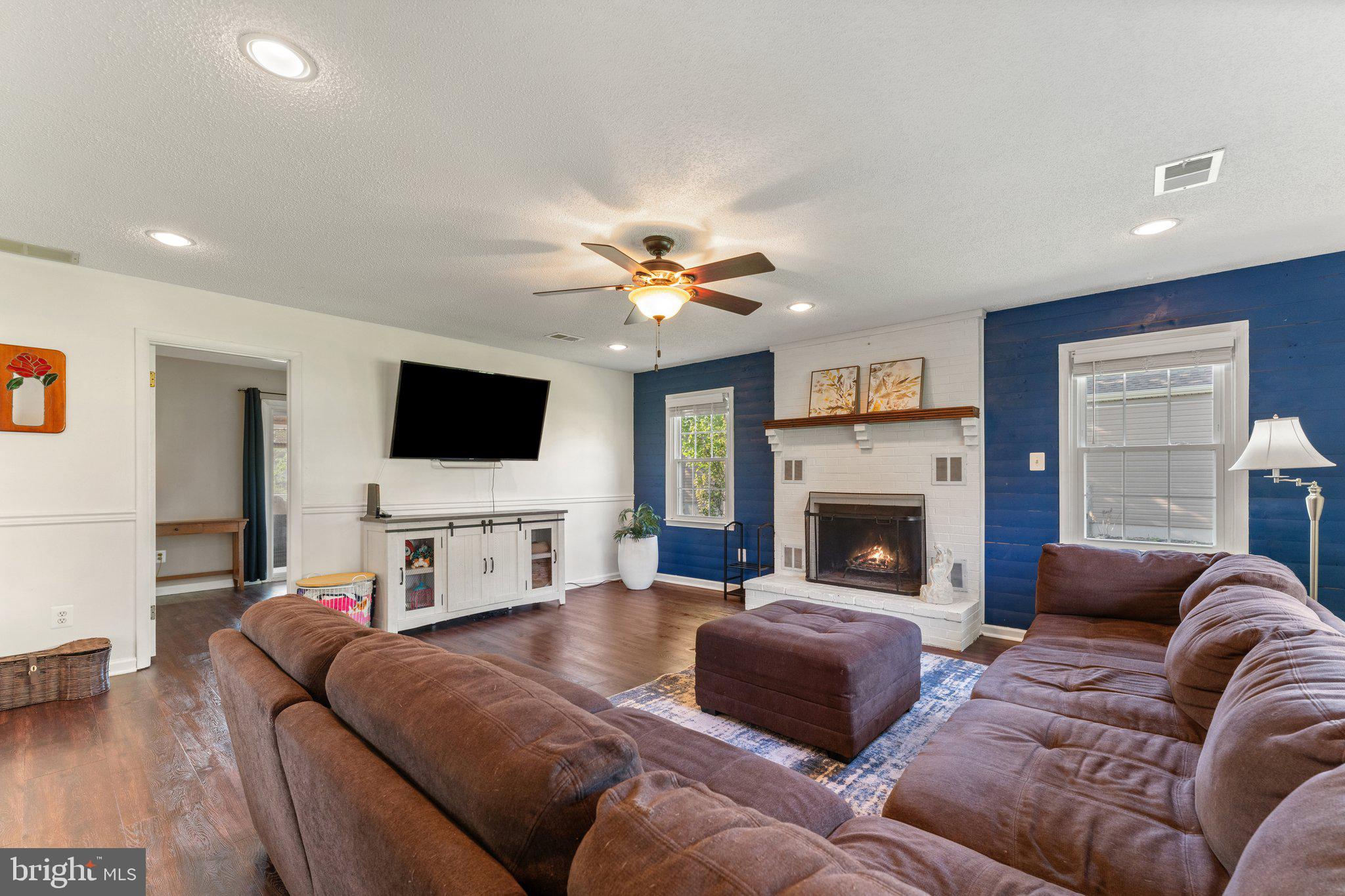 6434 LANCASTER DRIVE