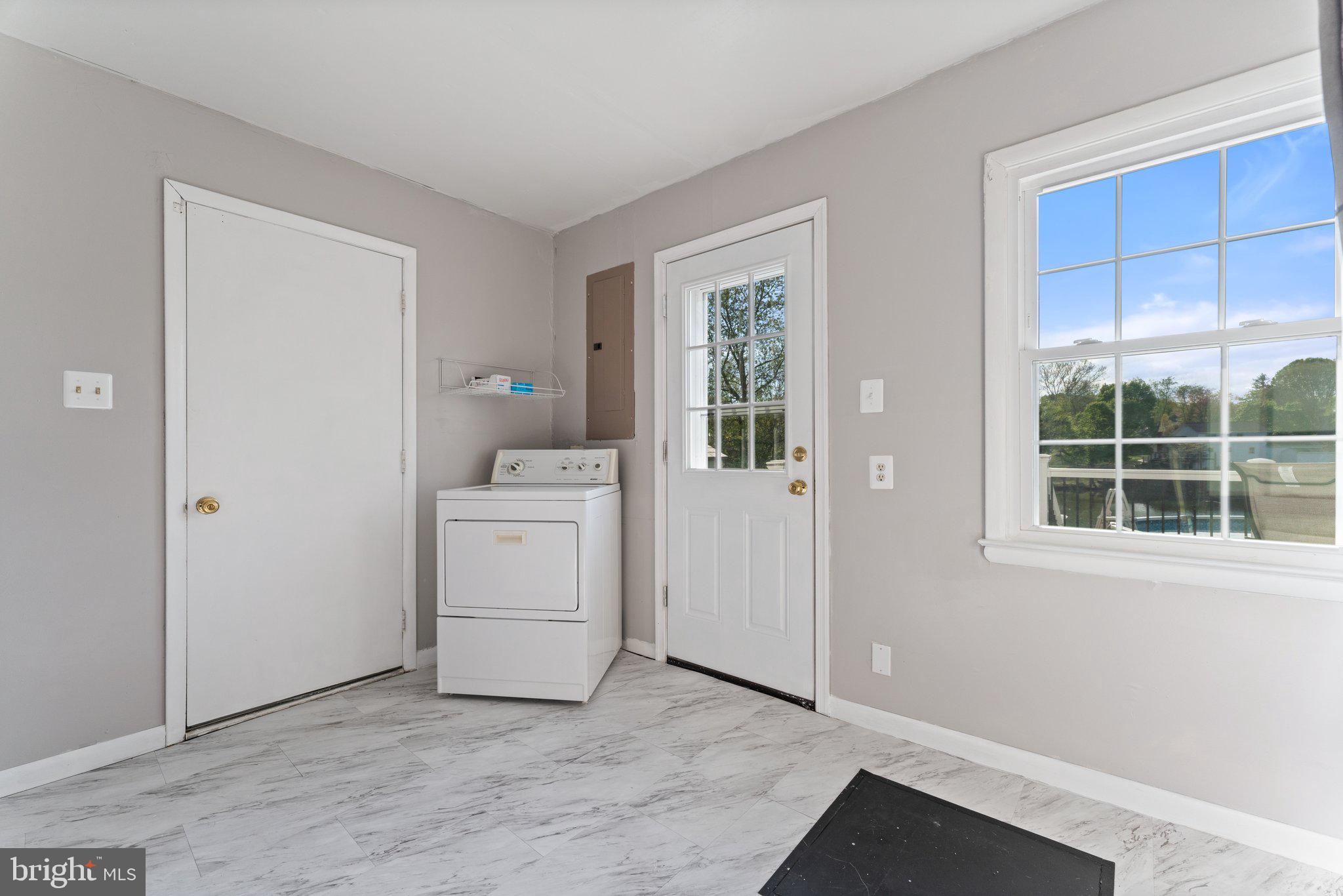 6434 LANCASTER DRIVE