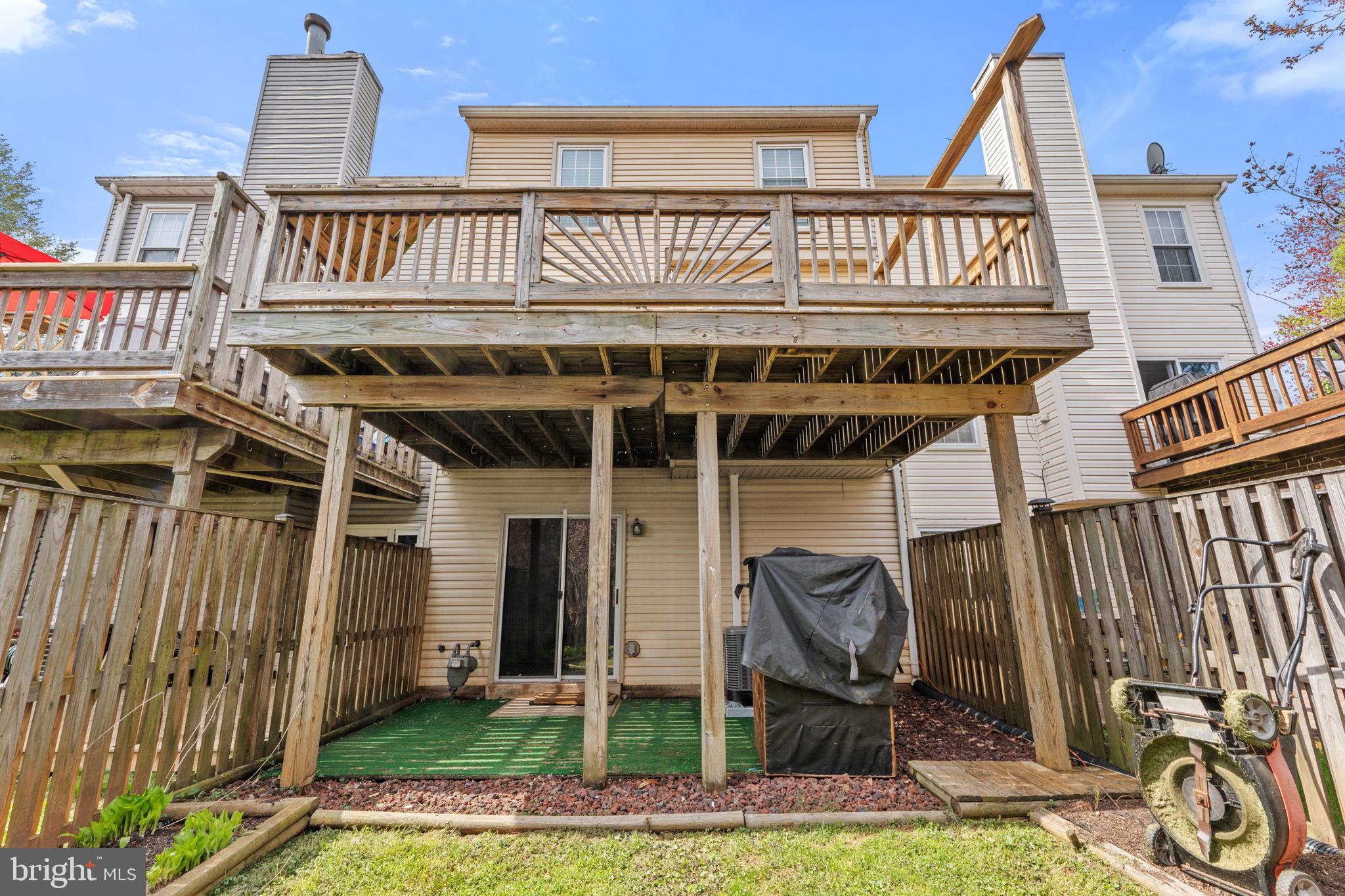 773 CHERRY TREE LANE