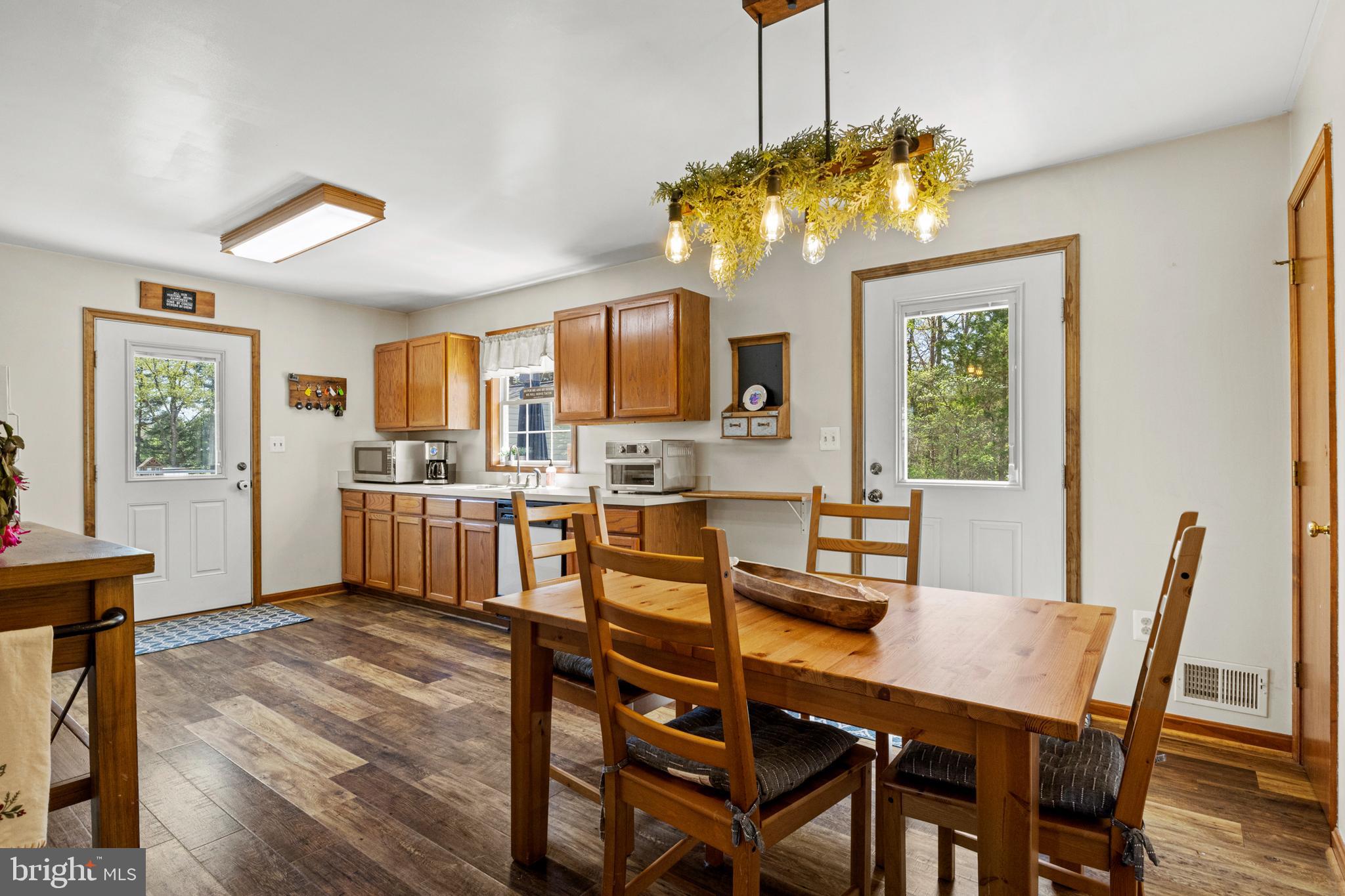10487 BRENT TOWN ROAD