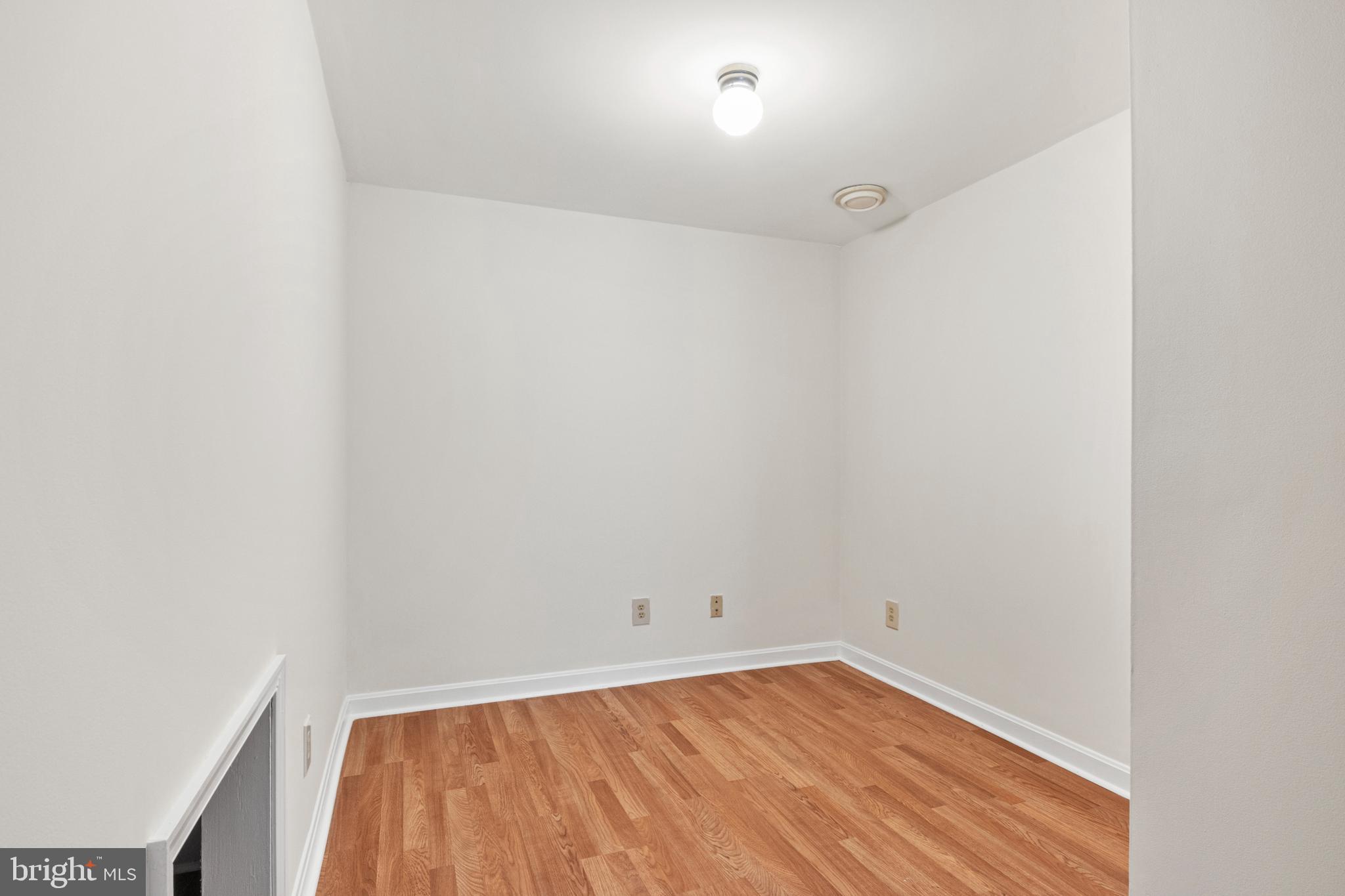 3068 EAGLE NEST DRIVE