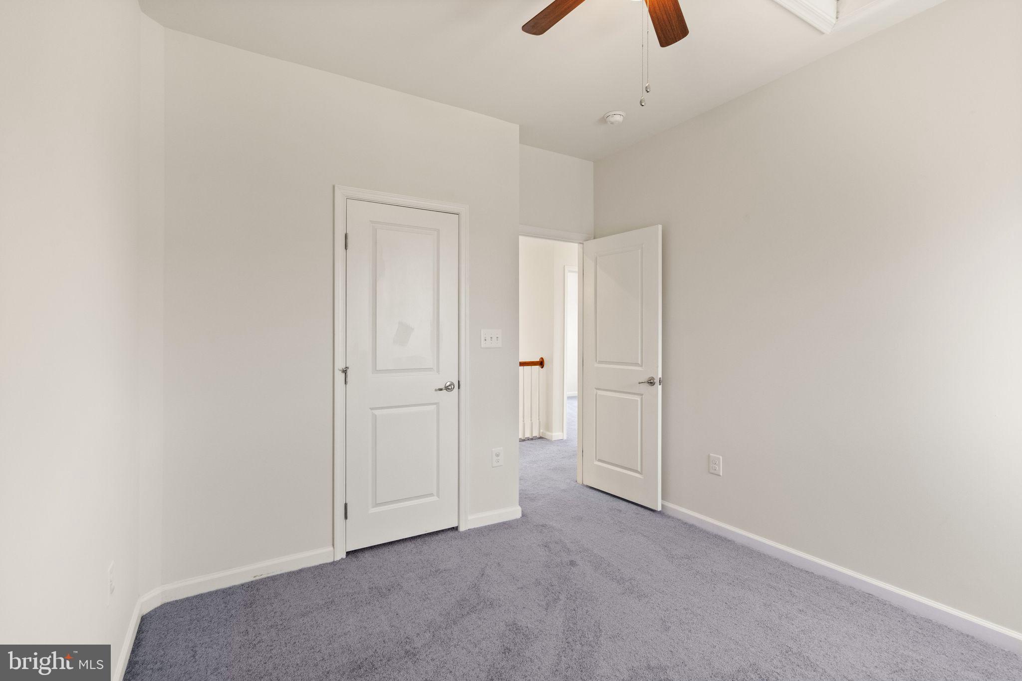 9045 Randolph Cir