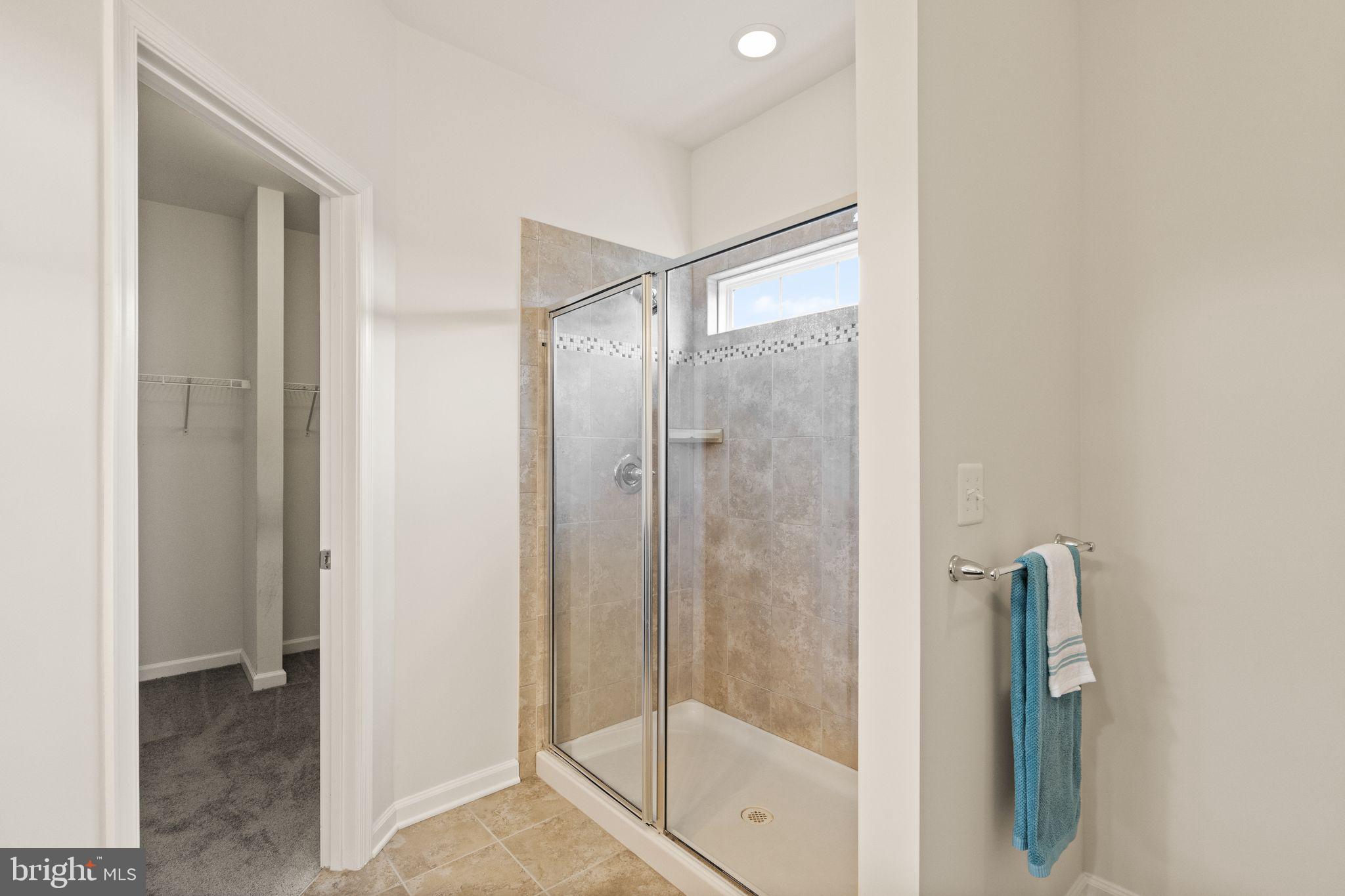 9045 Randolph Cir