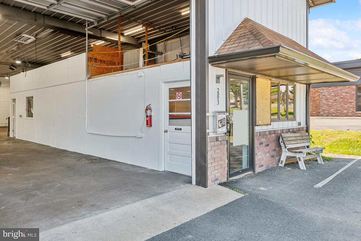 283 BROADVIEW AVENUE