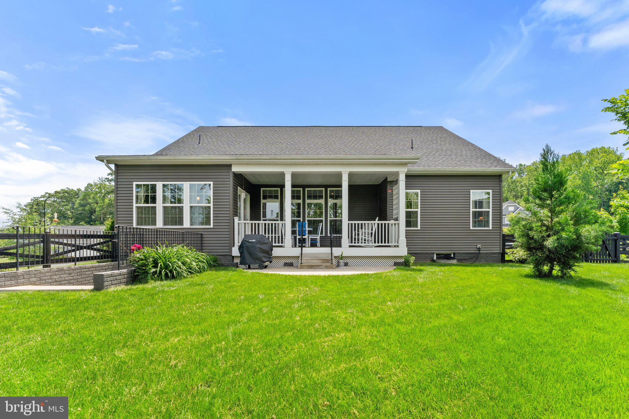 6490 BOB WHITE DRIVE