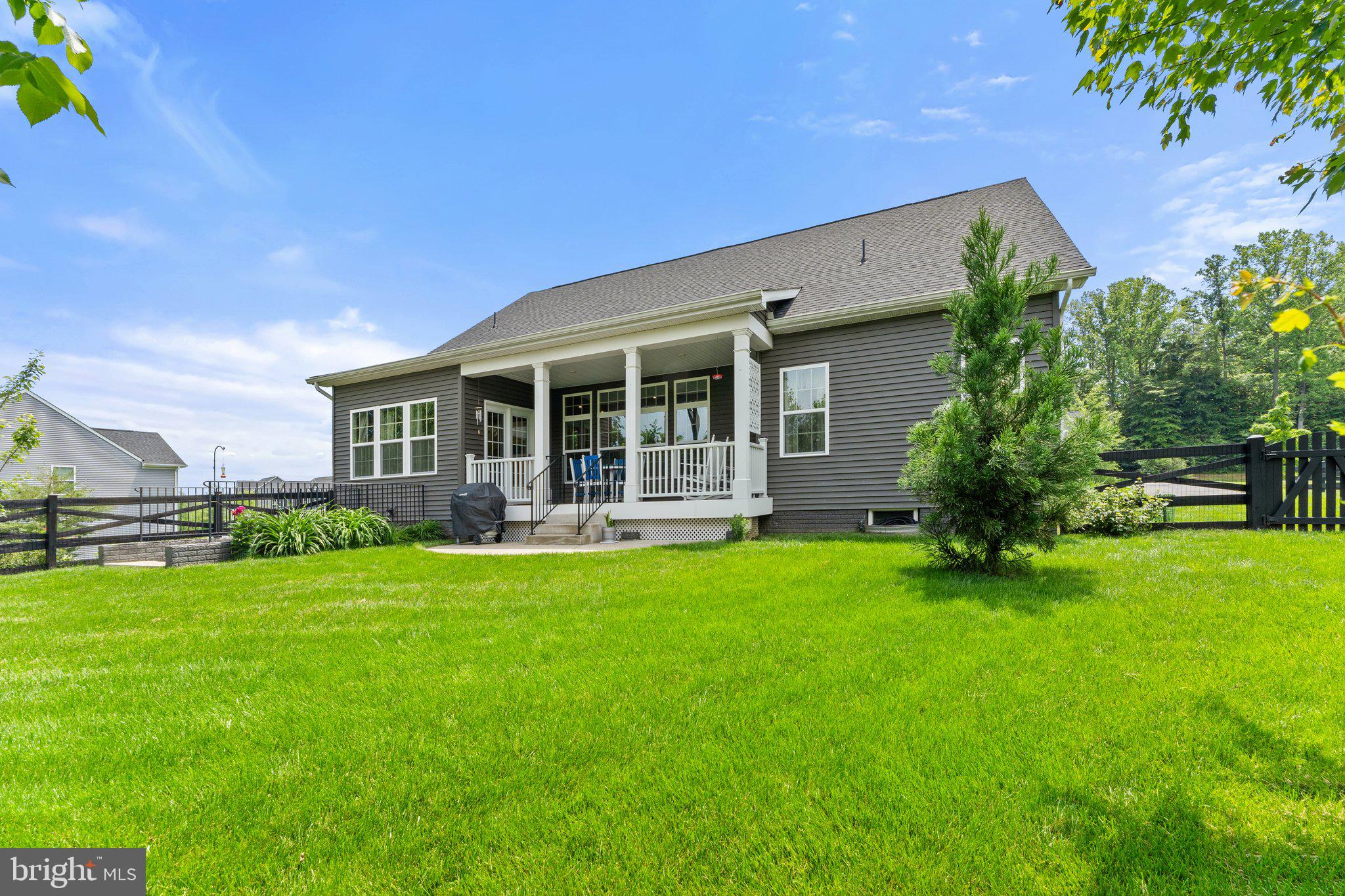 6490 BOB WHITE DRIVE