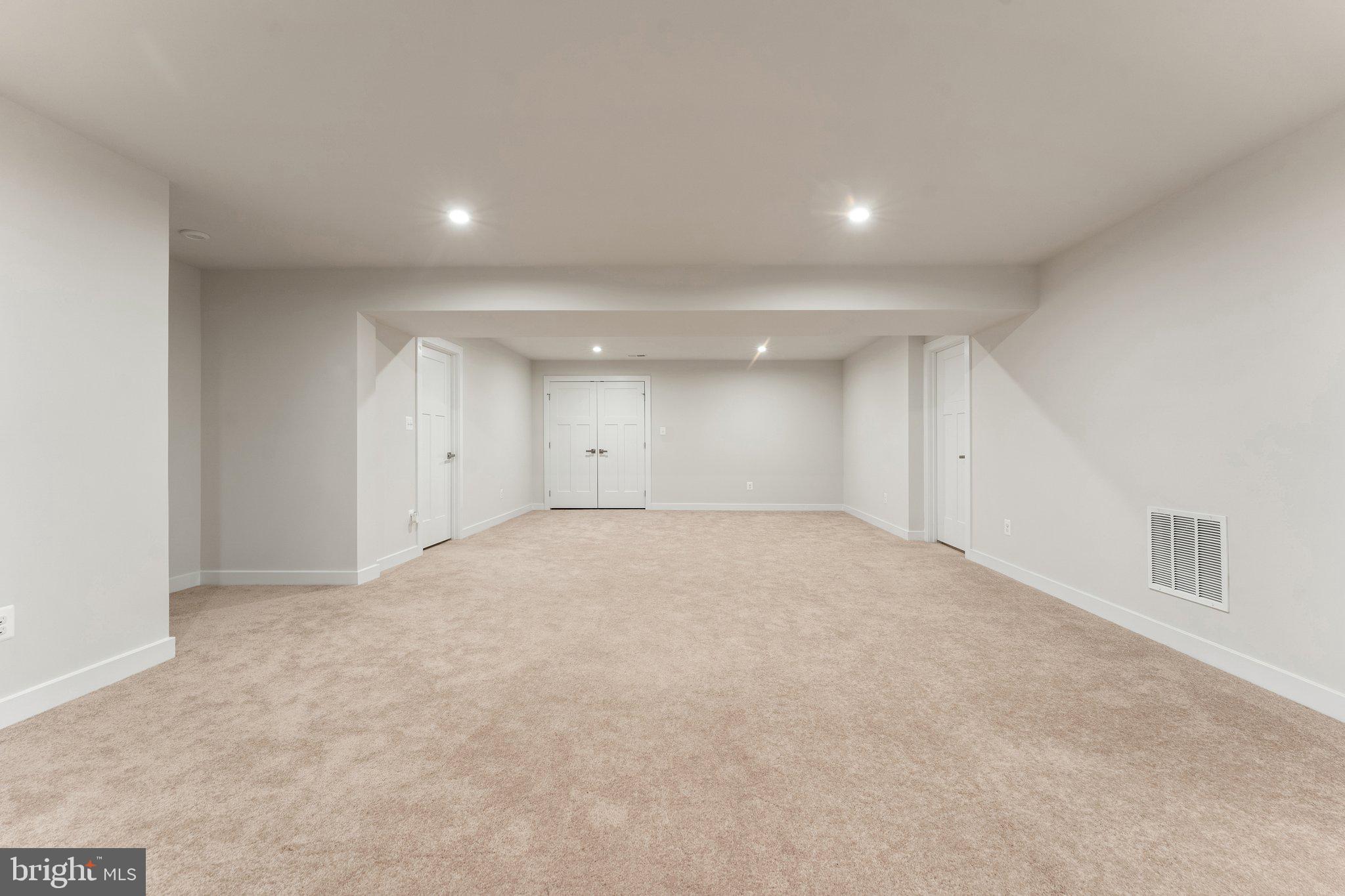 6490 BOB WHITE DRIVE