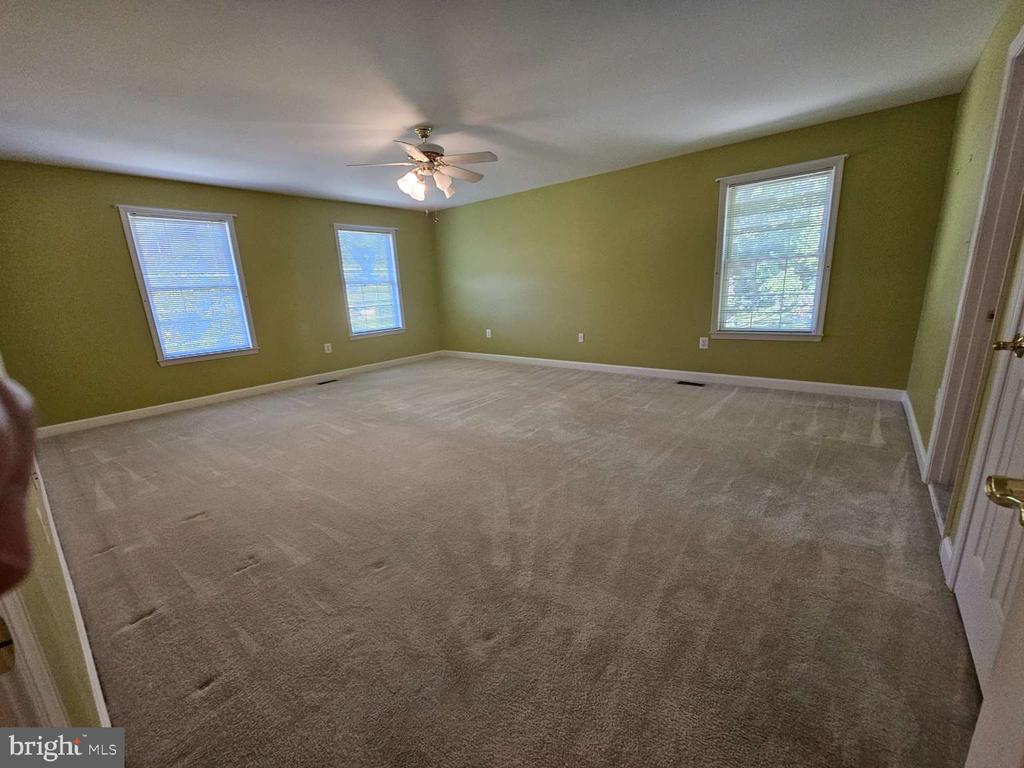 6122 MINT SPRINGS DRIVE