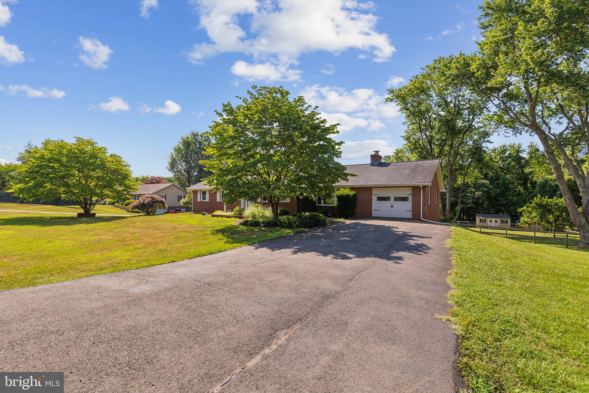 10059 Kimberly Ct
